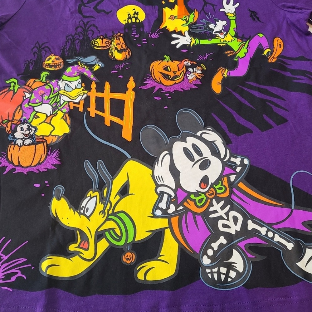 🎃👻🚢 Disney Cruise Line Halloween Short Sleeve T-Shirt - Various Sizes - NWT - Picture 12 of 13